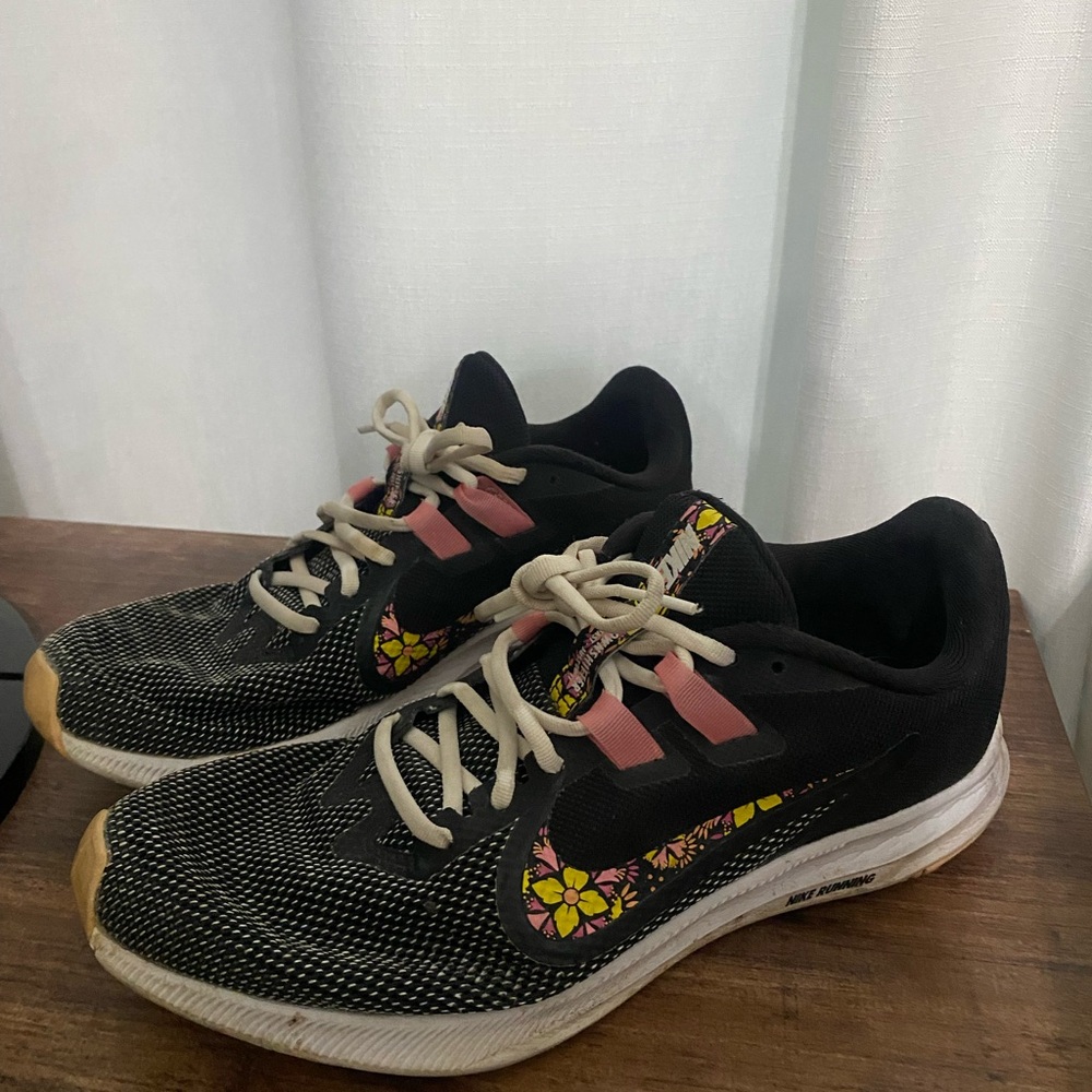 Nike Black and Pink Floral running Shoes